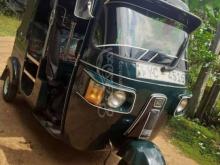 Bajaj 4 Stroke 2010 Three Wheel