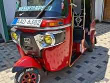 Bajaj 4 Stroke 2014 Three Wheel