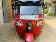 Bajaj 4 Stroke 2011 Three Wheel