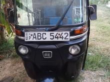 Bajaj 4 Stroke 2015 Three Wheel
