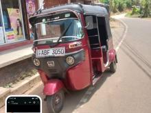 Bajaj 4 Stroke 2015 Three Wheel