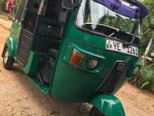 Bajaj 4 Stroke 2011 Three Wheel