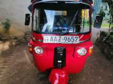 Bajaj 4 Stroke 2013 Three Wheel