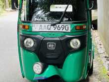 Bajaj 4 Stroke 2014 Three Wheel