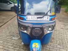 Bajaj 4 Stroke 2015 Three Wheel