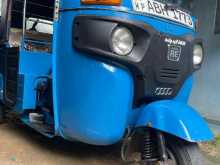 Bajaj 4 Stroke 2015 Three Wheel