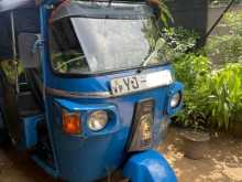 Bajaj 4stroke 2011 Three Wheel