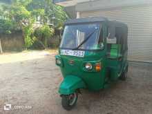 Bajaj 4stroke 2010 Three Wheel