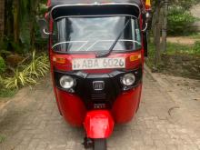 Bajaj 4 Stroke 2015 Three Wheel