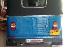 https://riyasewana.com/uploads/bajaj-4stroke-three-2811414292.jpg