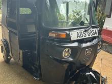 Bajaj RE 2018 Three Wheel