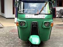 Bajaj 4stroks 2010 Three Wheel