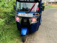 Bajaj RE 2013 Three Wheel