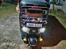 https://riyasewana.com/uploads/bajaj-aaq-2015-1213114312334.jpg