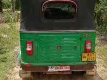 https://riyasewana.com/uploads/bajaj-aat-205-2015-97300412753.jpg