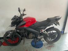 Bajaj PULSAR AS150 2015 Motorbike