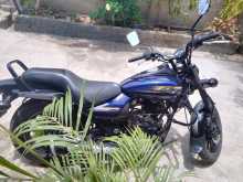 Bajaj Avenger 150 2017 Motorbike