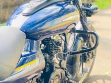 Bajaj Avenger 2016 Motorbike