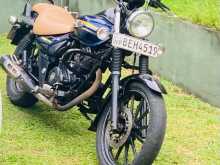 Bajaj Avenger 2016 Motorbike