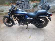 Bajaj Avenger 150 2017 Motorbike