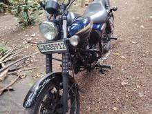 Bajaj Avenger 150 2017 Motorbike