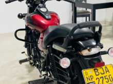 https://riyasewana.com/uploads/bajaj-avenger-160-251007301984.jpg