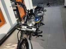 Bajaj Avenger 2017 Motorbike