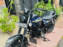 Bajaj Avenger 2016 Motorbike
