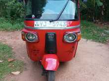 Bajaj RE 205 2011 Three Wheel
