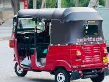 https://riyasewana.com/uploads/bajaj-baja-4-2013-1022503112593.jpg