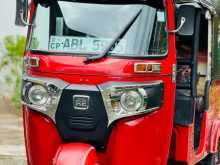 Bajaj 4 Stroke 2016 Three Wheel