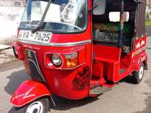 https://riyasewana.com/uploads/bajaj-bajaj-10739554533.jpg