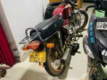 https://riyasewana.com/uploads/bajaj-bajaj-111314913712.jpg