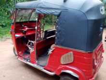 https://riyasewana.com/uploads/bajaj-bajaj-12106504672.jpg