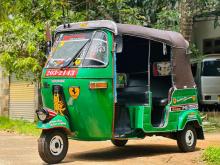 https://riyasewana.com/uploads/bajaj-bajaj-121257016994.jpg