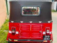 https://riyasewana.com/uploads/bajaj-bajaj-121808134782.jpg