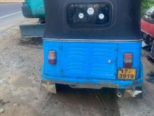 https://riyasewana.com/uploads/bajaj-bajaj-12225576875.jpg