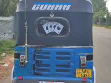 https://riyasewana.com/uploads/bajaj-bajaj-122322404962.jpg