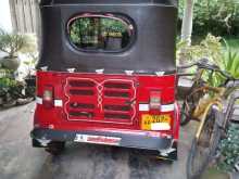 https://riyasewana.com/uploads/bajaj-bajaj-1284927832.jpg