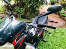 https://riyasewana.com/uploads/bajaj-bajaj-135-2620543113532.jpg