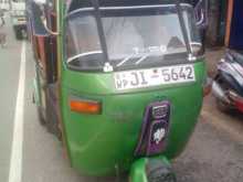 Bajaj RE 2004 Three Wheel