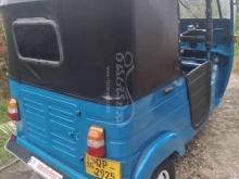 https://riyasewana.com/uploads/bajaj-bajaj-1472229491266.jpg
