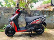 Honda DIO 2015 Motorbike