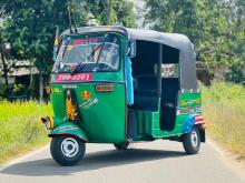 https://riyasewana.com/uploads/bajaj-bajaj-151945286824.jpg