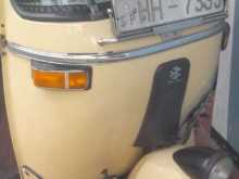 https://riyasewana.com/uploads/bajaj-bajaj-152119064422.jpg
