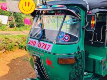 https://riyasewana.com/uploads/bajaj-bajaj-1611114624761.jpg
