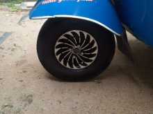 https://riyasewana.com/uploads/bajaj-bajaj-171349084023.jpg