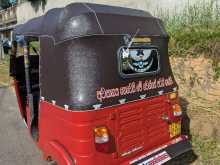 https://riyasewana.com/uploads/bajaj-bajaj-181113384682.jpg