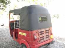 https://riyasewana.com/uploads/bajaj-bajaj-181237374332.jpg