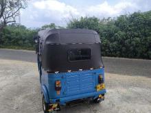 https://riyasewana.com/uploads/bajaj-bajaj-181918086455.jpg